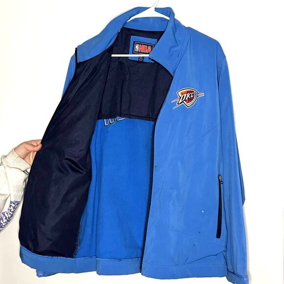 Vintage Oklahoma City Thunder NBA Fleece-Lined Mens Zip Up Jacket Medium PAINT - Picture 12 of 16